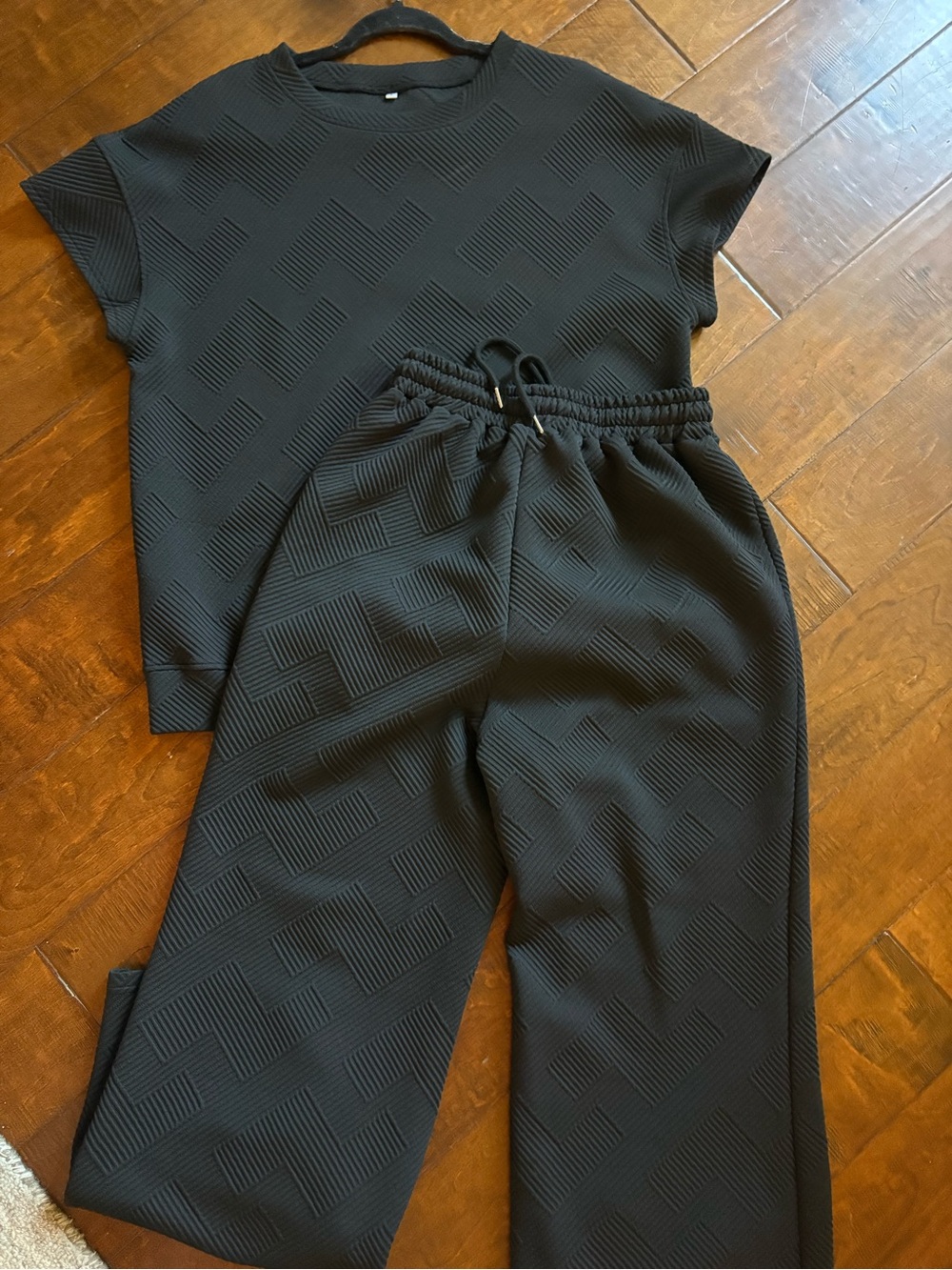 Relaxed Wide-Leg two piece set - Black - Picture 2 of 2